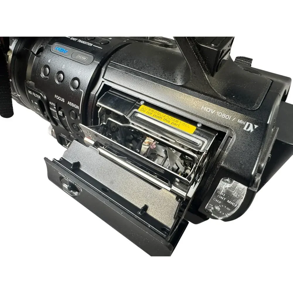 Sony HVR-Z1U 3CCD HDV Camcorder Video Camera HD & HVL-LBP Light